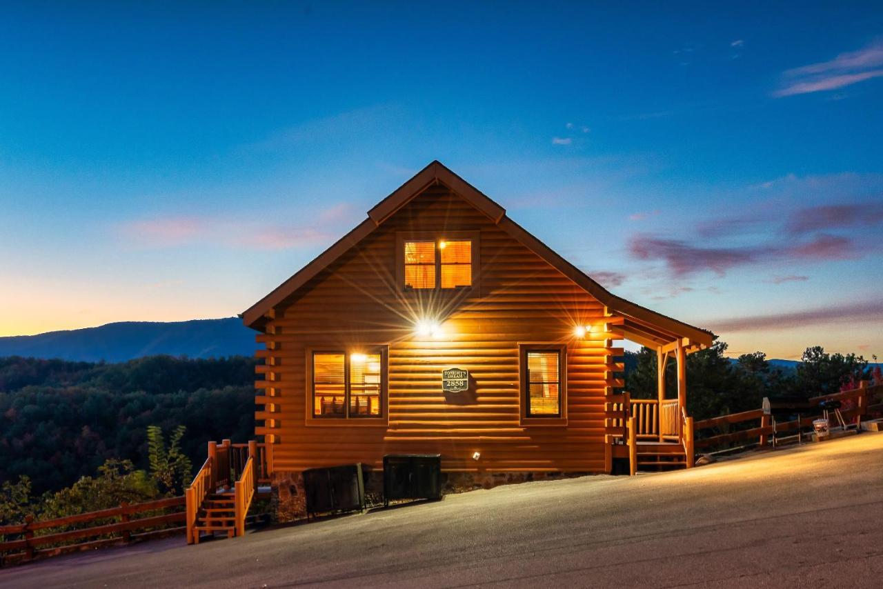 Epic Mountain Views, Hot Tub, Game Room, Sleeps 10 Sevierville Zewnętrze zdjęcie