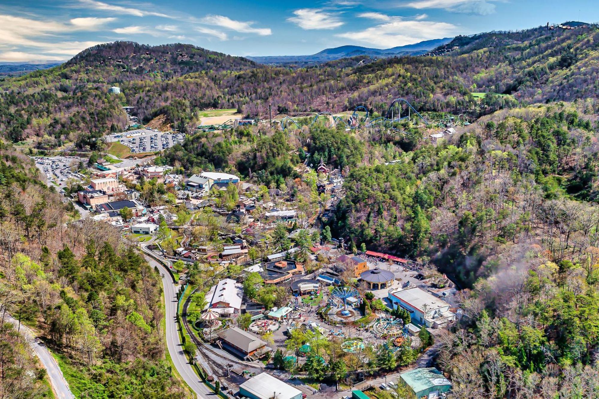 Epic Mountain Views, Hot Tub, Game Room, Sleeps 10 Sevierville Zewnętrze zdjęcie