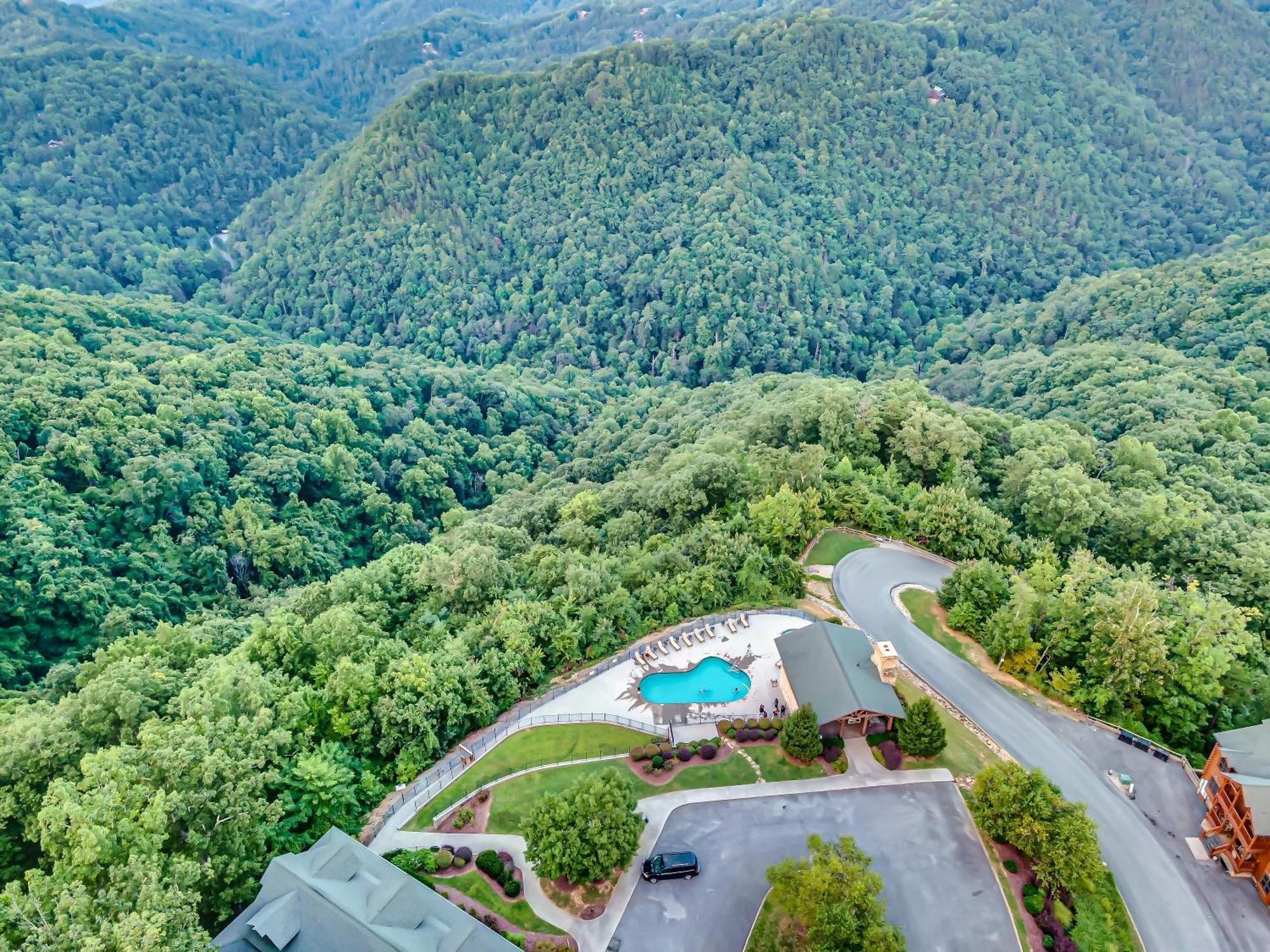 Epic Mountain Views, Hot Tub, Game Room, Sleeps 10 Sevierville Zewnętrze zdjęcie