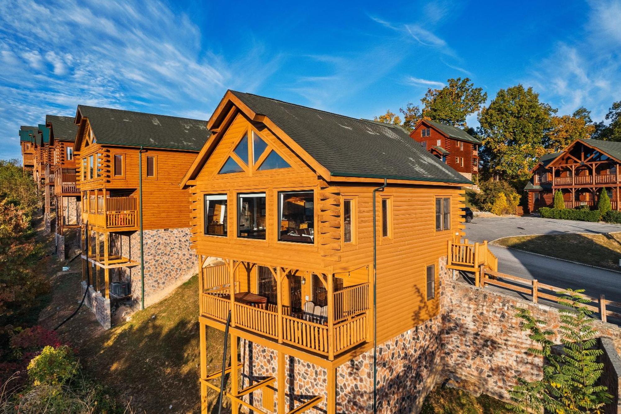 Epic Mountain Views, Hot Tub, Game Room, Sleeps 10 Sevierville Zewnętrze zdjęcie