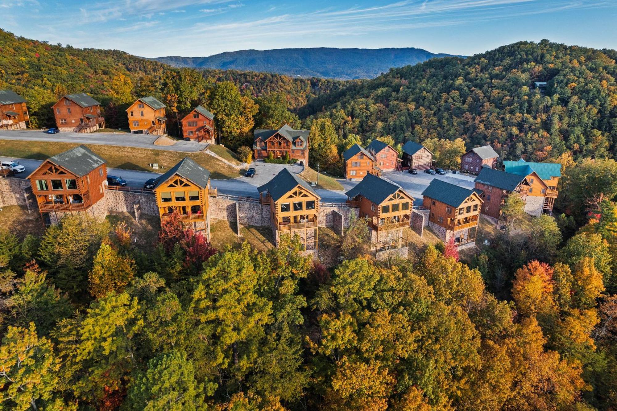 Epic Mountain Views, Hot Tub, Game Room, Sleeps 10 Sevierville Zewnętrze zdjęcie