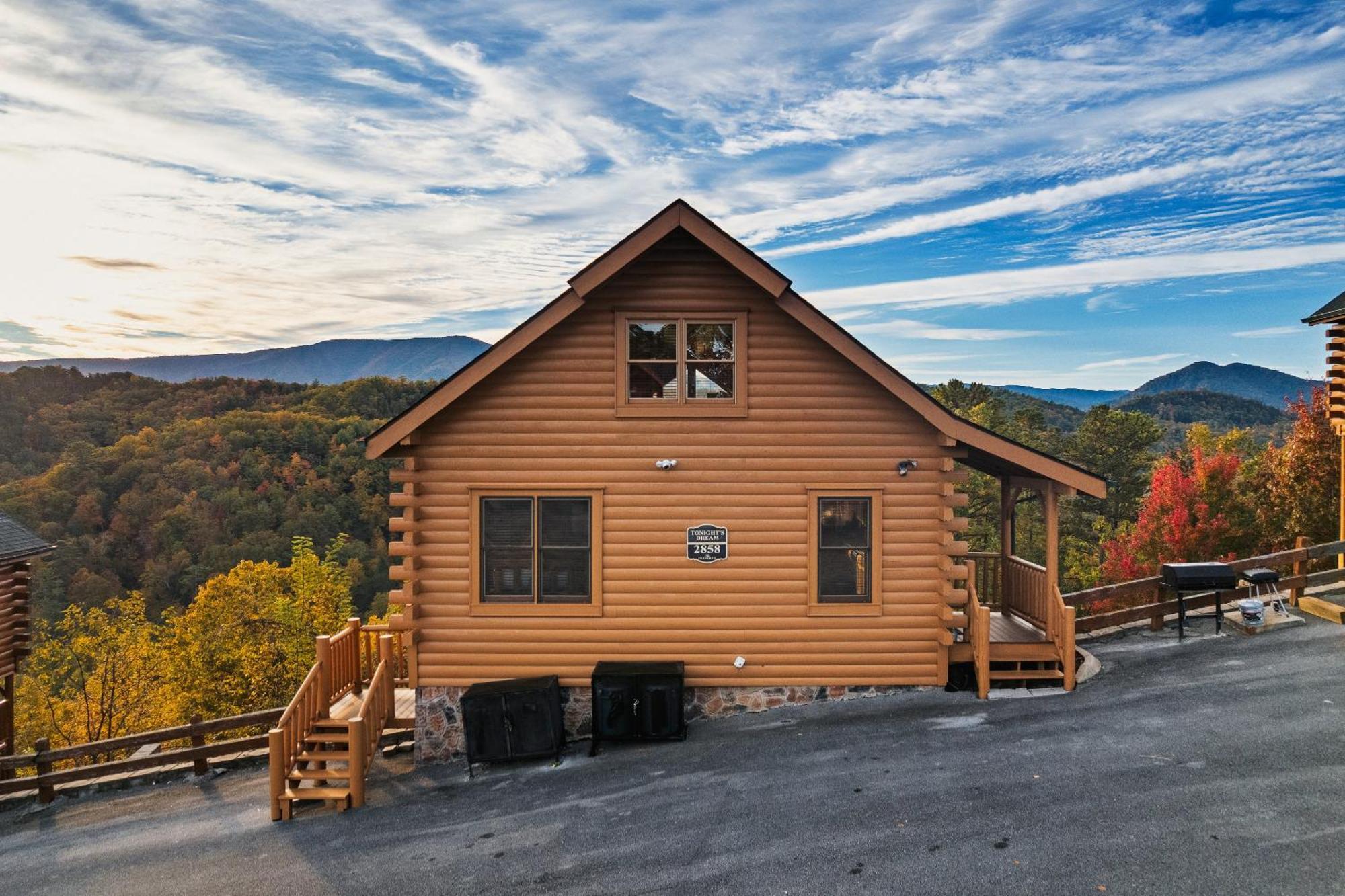 Epic Mountain Views, Hot Tub, Game Room, Sleeps 10 Sevierville Zewnętrze zdjęcie