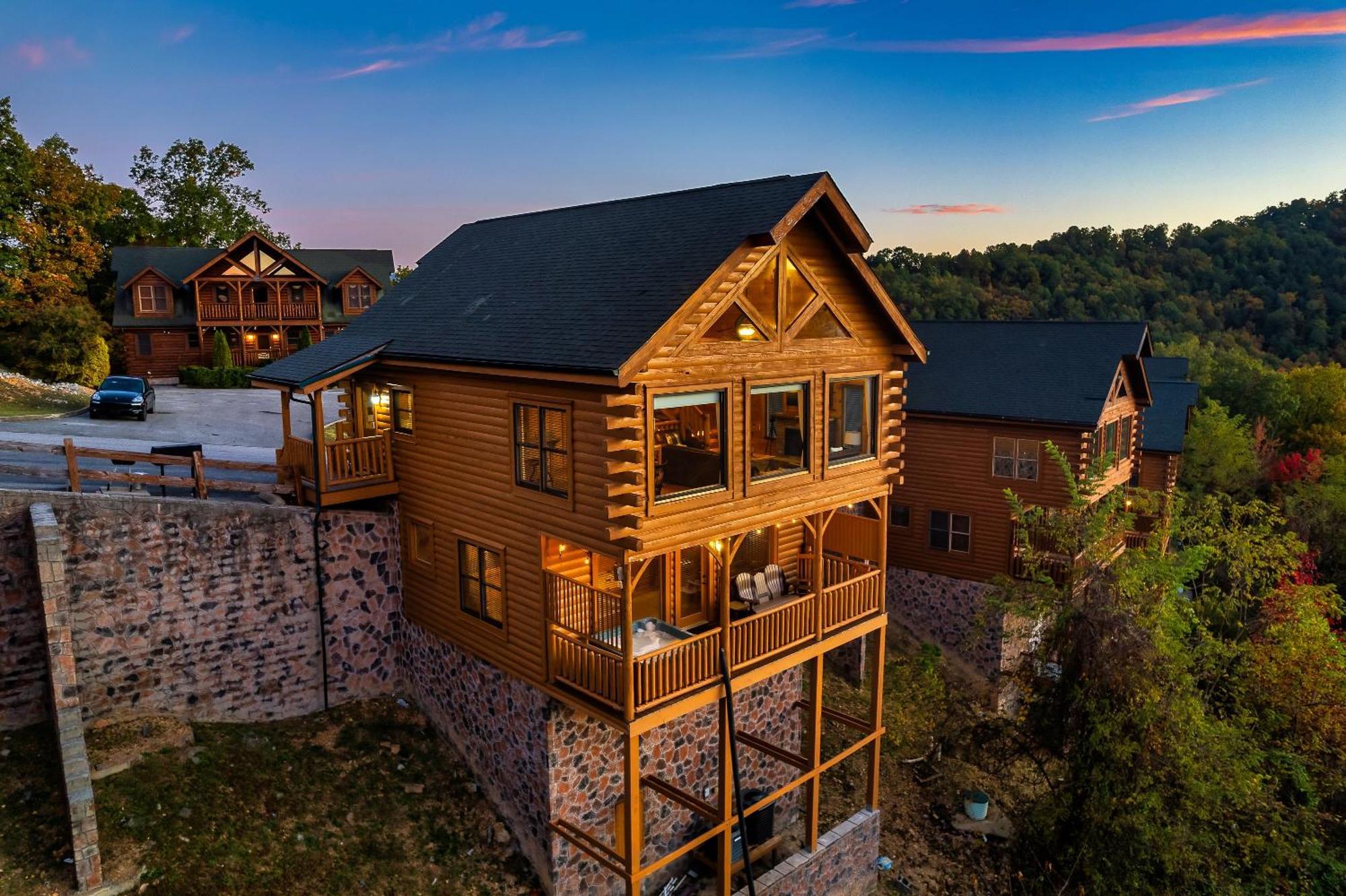 Epic Mountain Views, Hot Tub, Game Room, Sleeps 10 Sevierville Zewnętrze zdjęcie