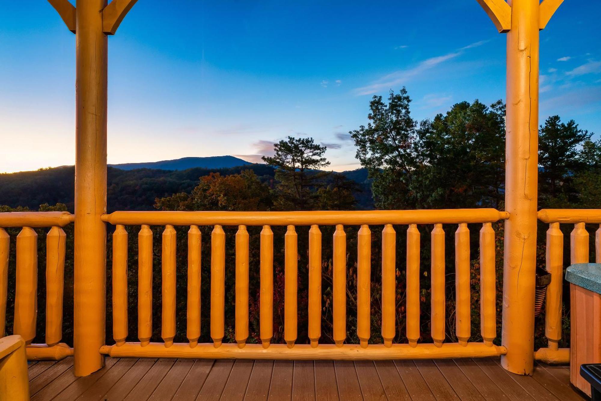 Epic Mountain Views, Hot Tub, Game Room, Sleeps 10 Sevierville Zewnętrze zdjęcie