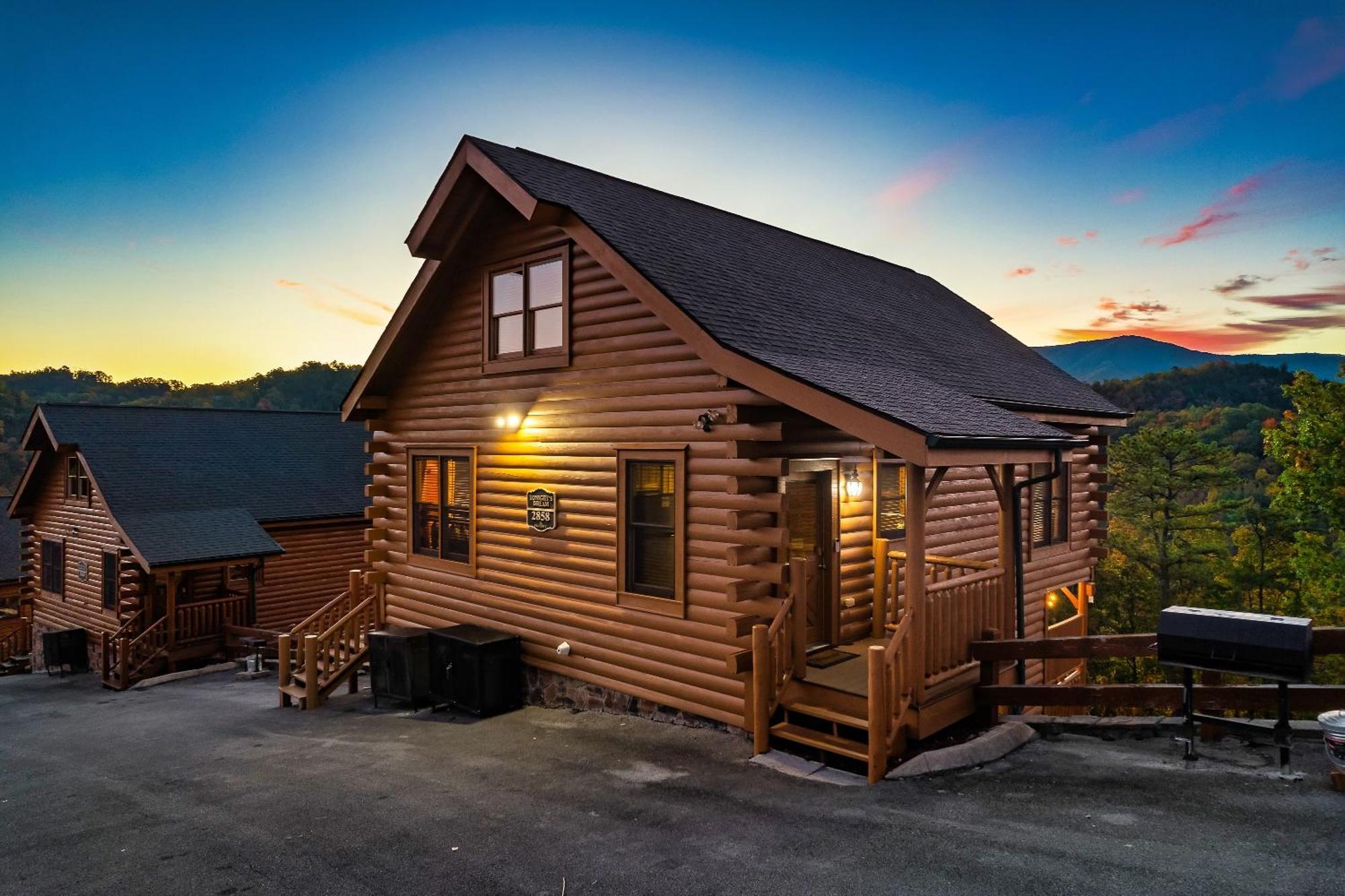 Epic Mountain Views, Hot Tub, Game Room, Sleeps 10 Sevierville Zewnętrze zdjęcie