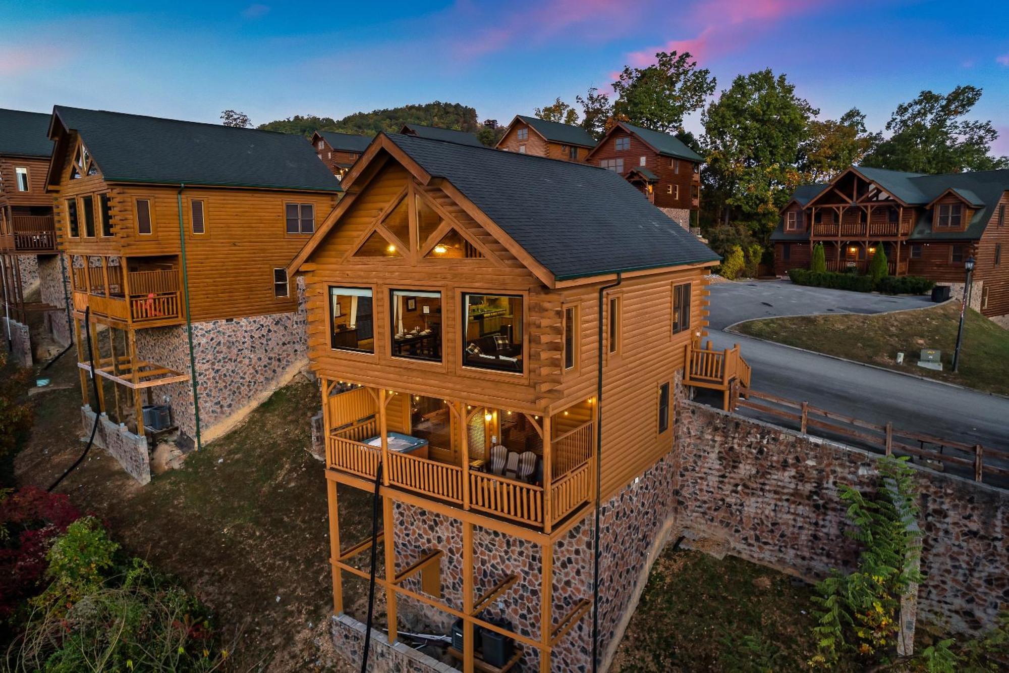 Epic Mountain Views, Hot Tub, Game Room, Sleeps 10 Sevierville Zewnętrze zdjęcie